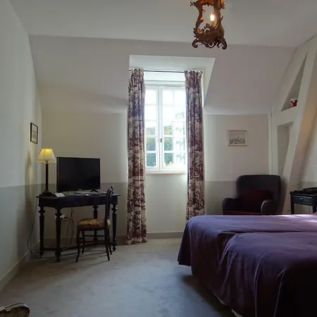 Le Chateau D'etoges - Champagne Otel 4*