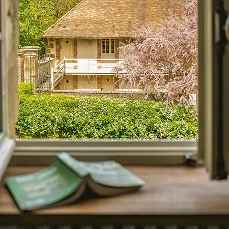 Ξενοδοχείο Le Chateau D'etoges - Champagne 4*
