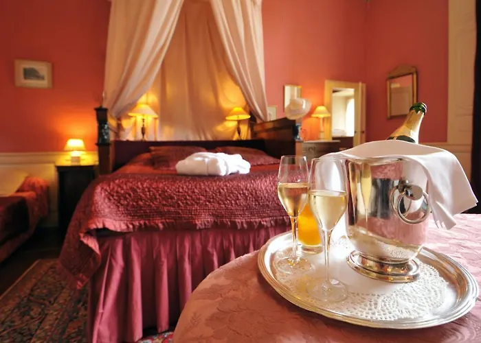 Le Château D'etoges - Les Collectionneurs