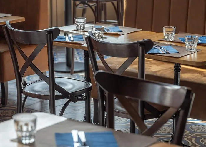 Hotel Le Château D'etoges - Les Collectionneurs