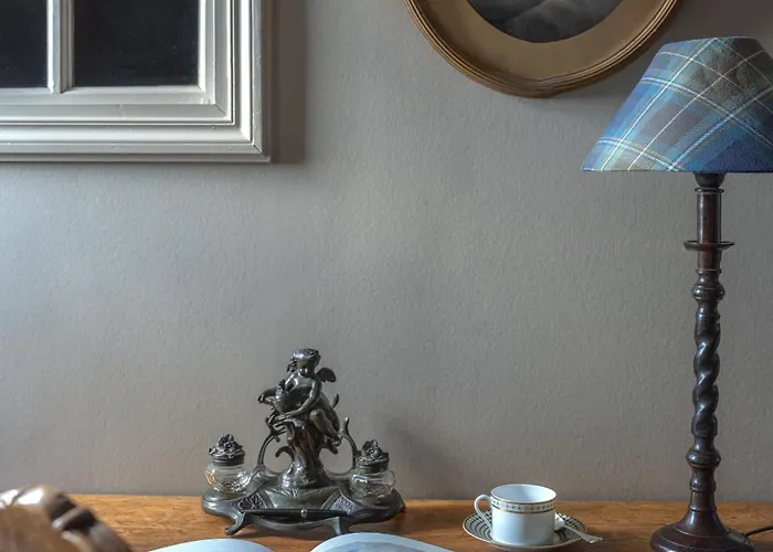 Hotel Le Château D'etoges - Les Collectionneurs 4*