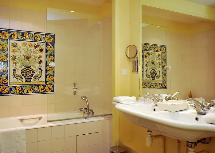 Hotel Le Château D'etoges - Les Collectionneurs Étoges