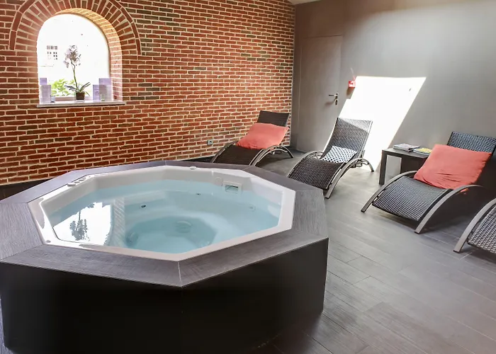 Hotel Le Château D'etoges - Les Collectionneurs