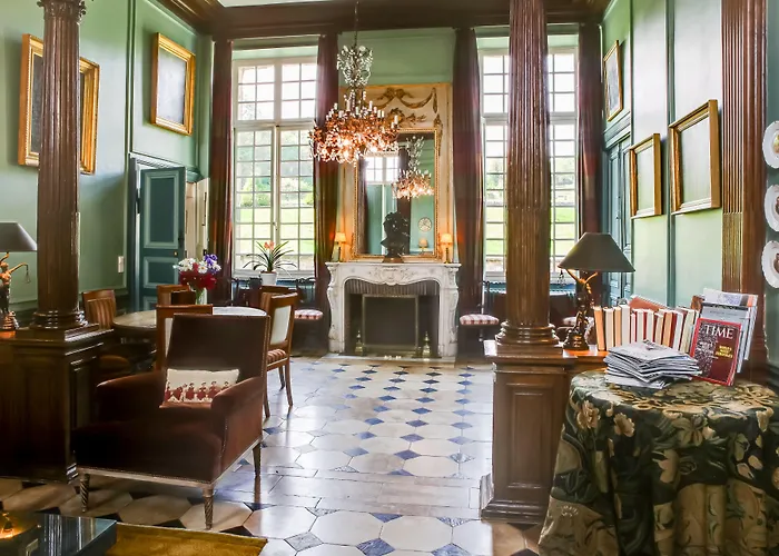 Le Château D'etoges - Les Collectionneurs