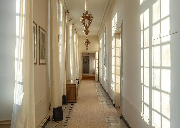 Hotel Le Château D'etoges - Les Collectionneurs