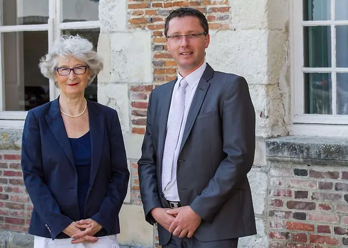 Le Château D'etoges - Les Collectionneurs Hotel