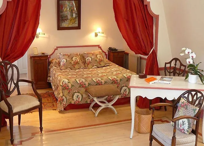 Le Château D'etoges - Les Collectionneurs Hotel Étoges